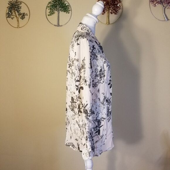 Womens Banana Republic Classic Fit Pink Gray Floral Long Sleeve Button Down XS - Picture 4 of 8